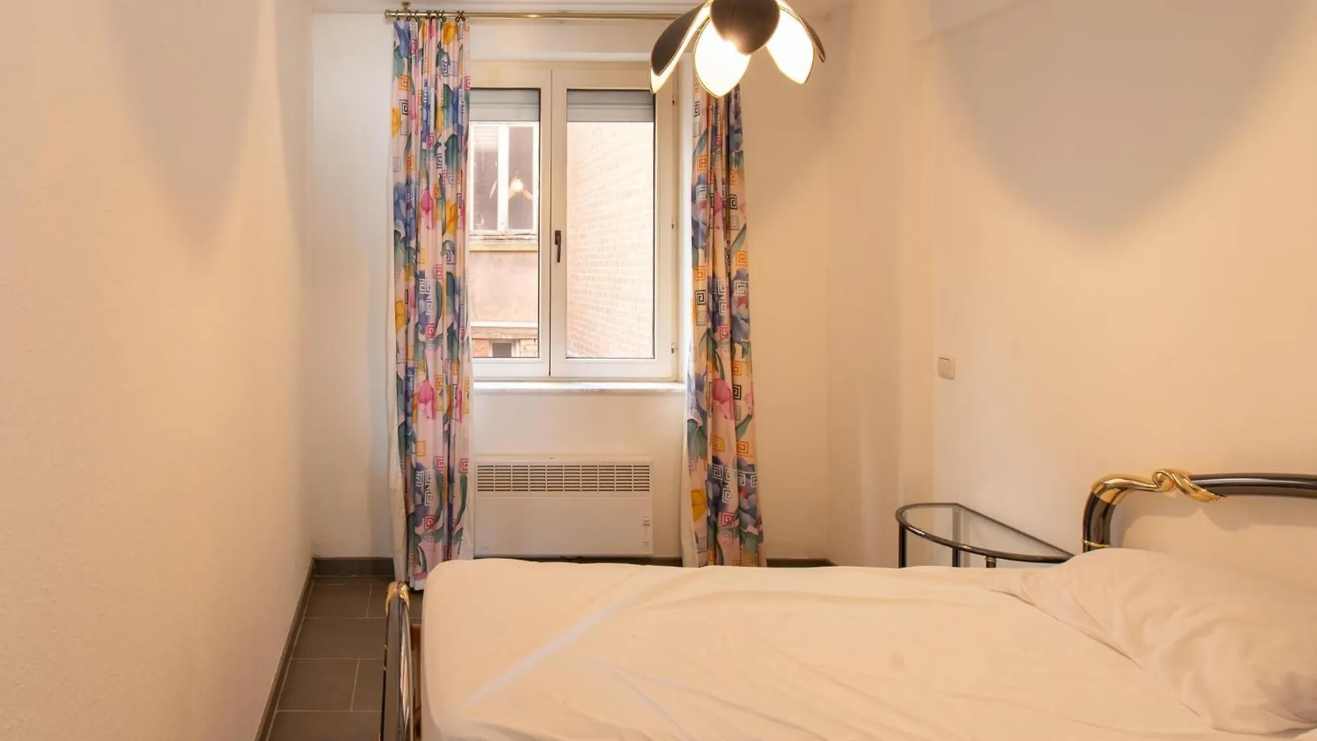 Pretty Apartment With Balcony Ostende