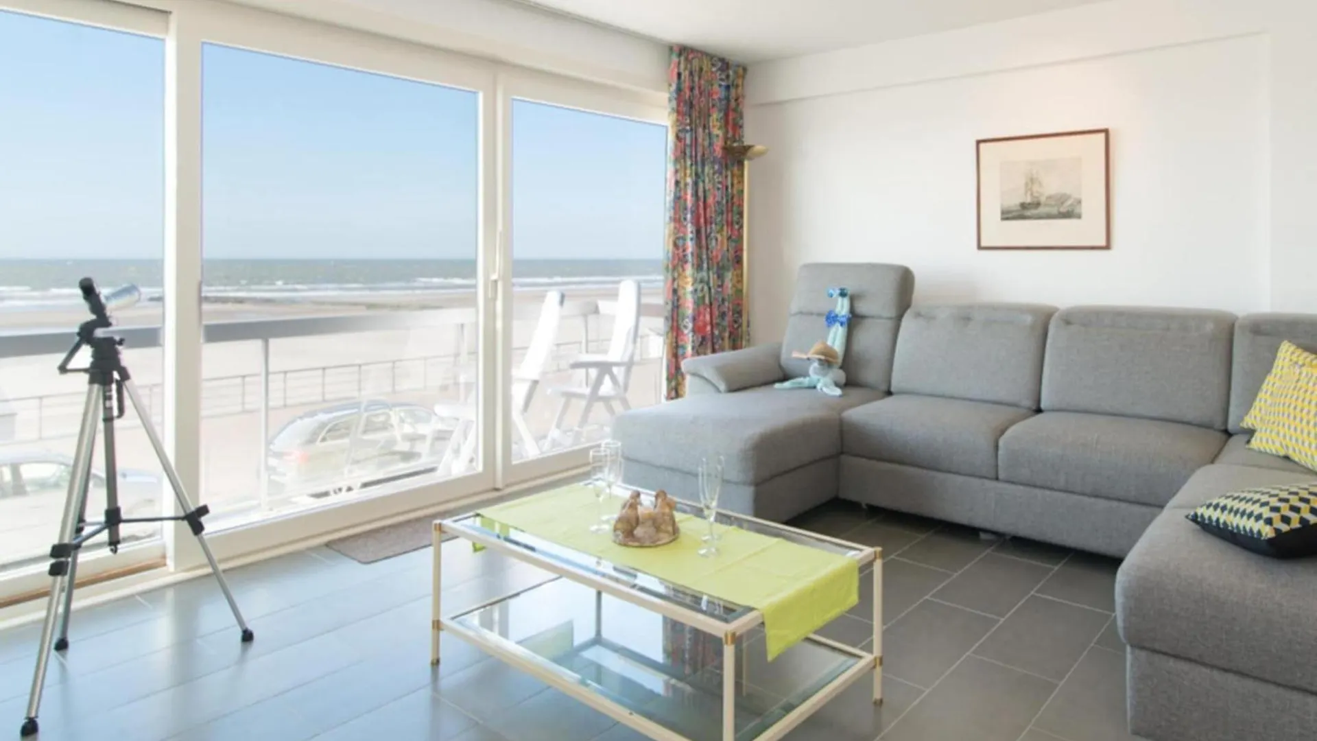 Pretty Apartment With Balcony Ostend